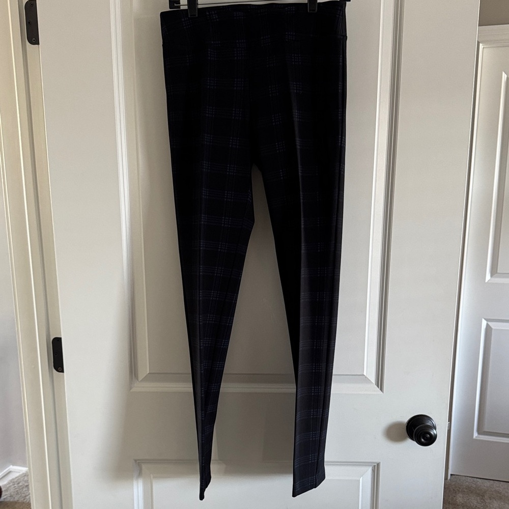 Insight Women's Black Checkered Cropped Pants